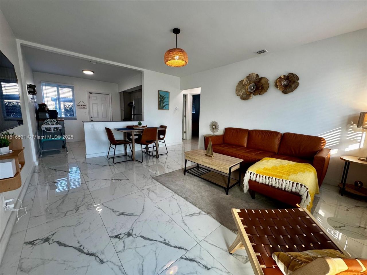 1012 SW 3rd Ave, Hallandale Beach, FL 33009 Photo