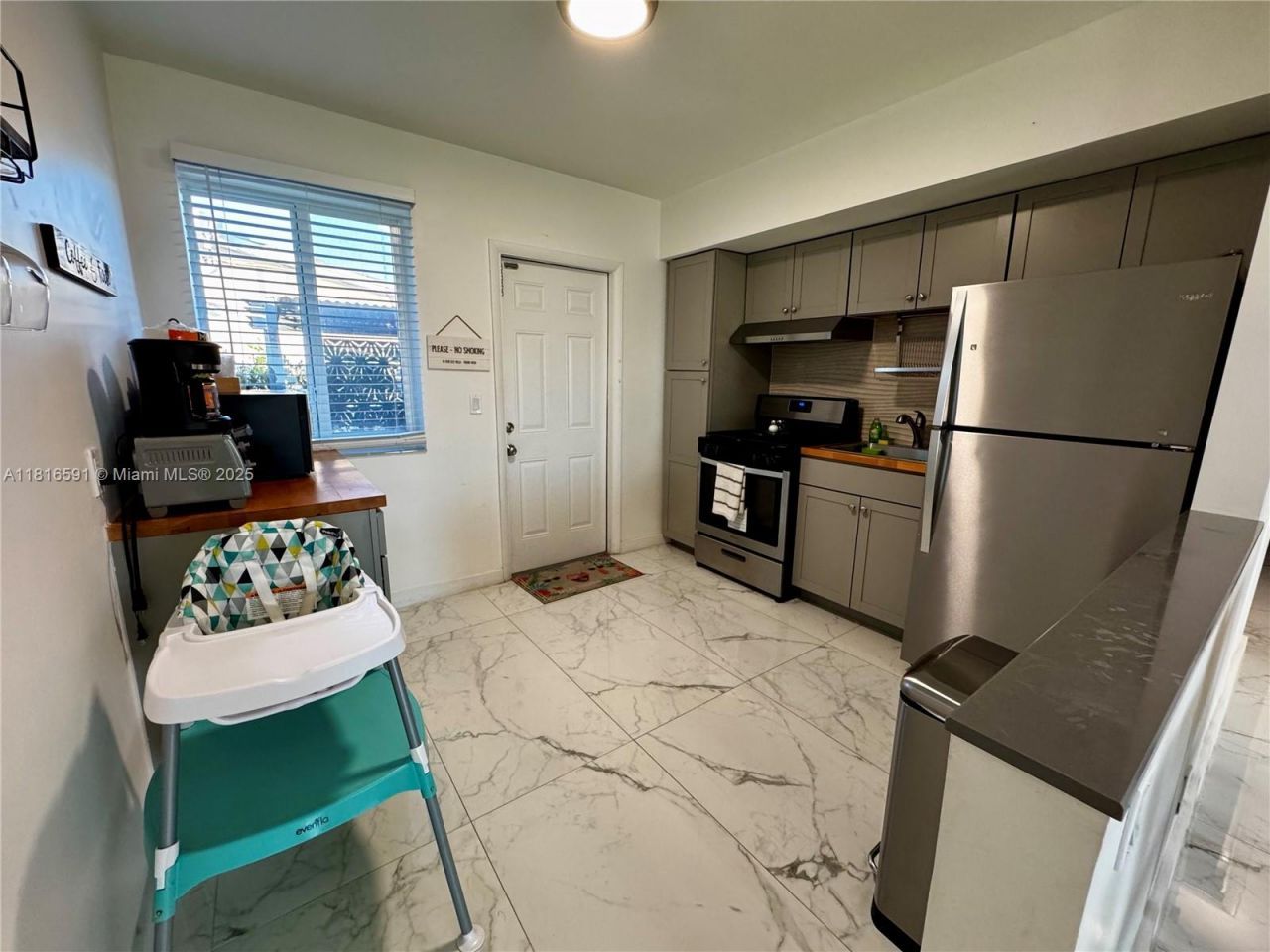 1012 SW 3rd Ave, Hallandale Beach, FL 33009 Photo