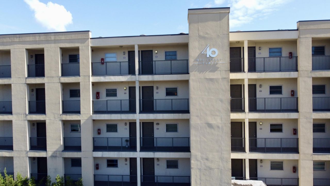 40 Bee Street Photo 18