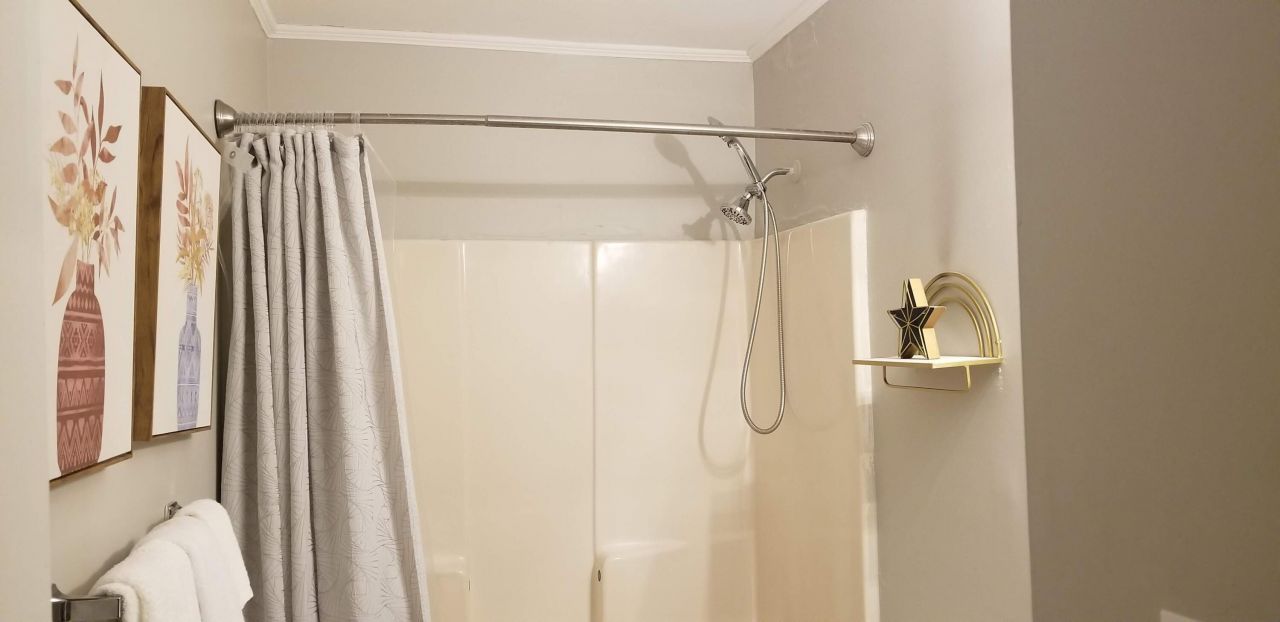 40 Bee Street Photo 3