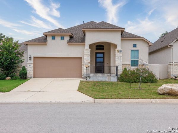 147 Bedingfeld, Shavano Park, TX 78231