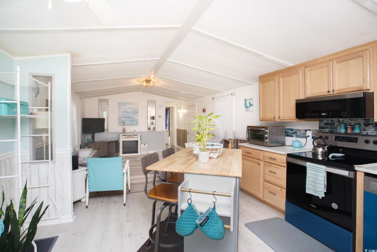 167 Crooked Island Circle Photo 12