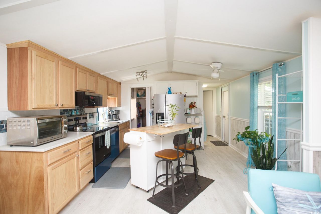 167 Crooked Island Circle Photo 13