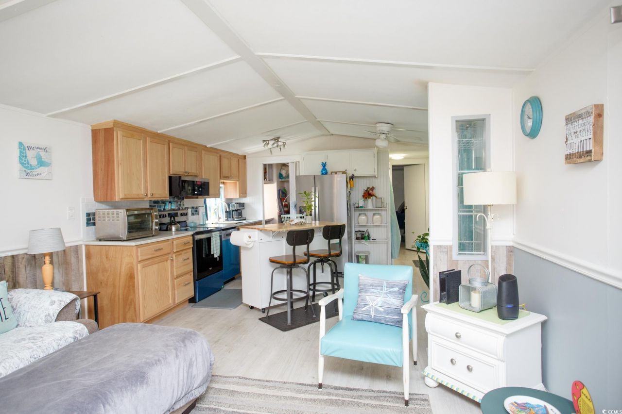 167 Crooked Island Circle Photo 14