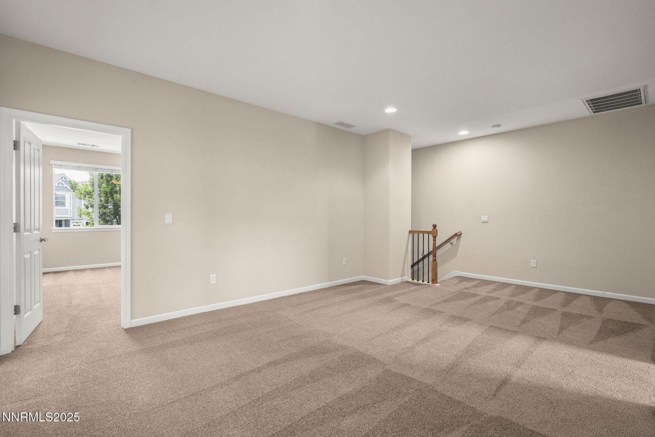 265 Lafayette Lane, Reno, NV 89509 Photo