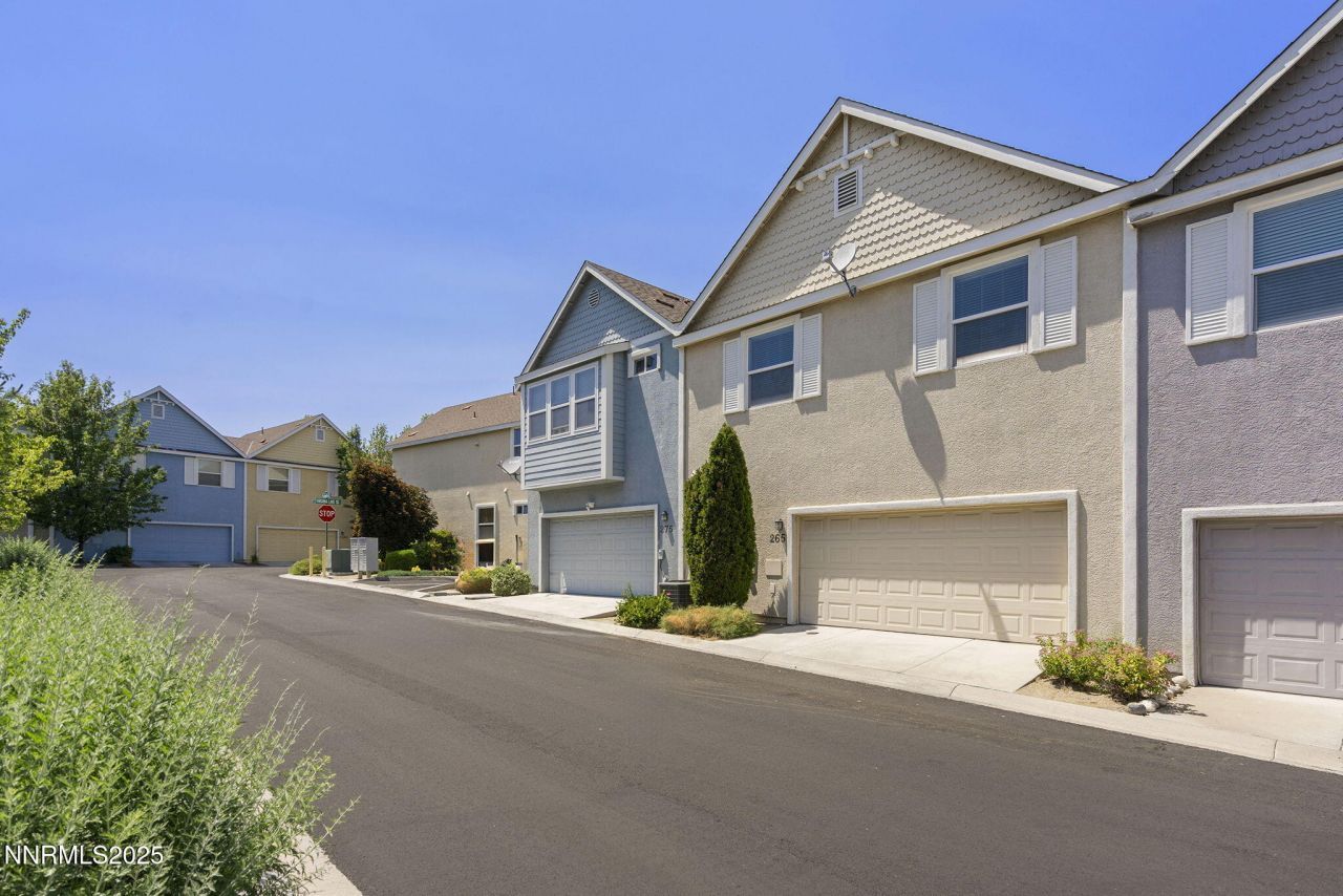 265 Lafayette Lane, Reno, NV 89509 Photo