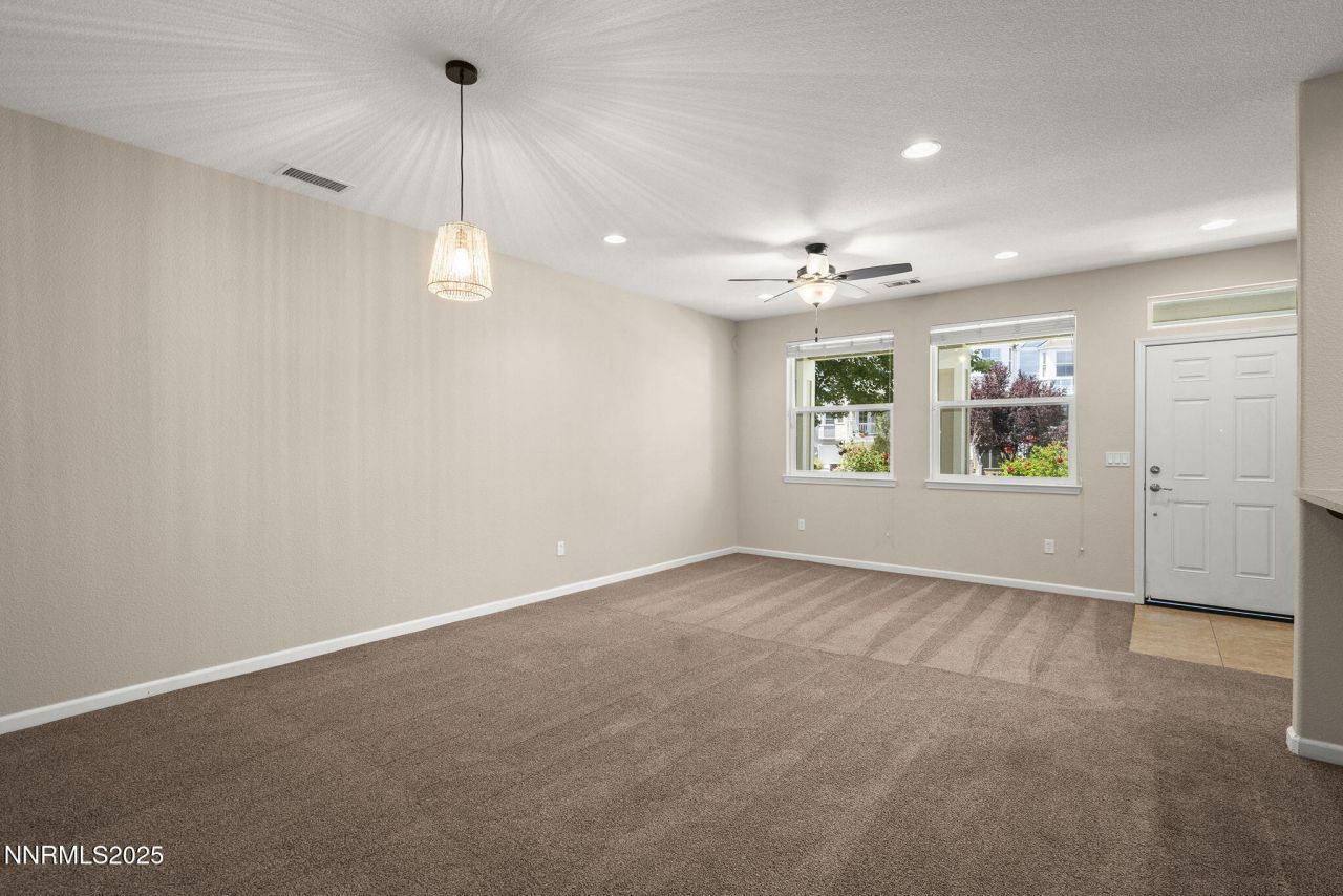 265 Lafayette Lane, Reno, NV 89509 Photo