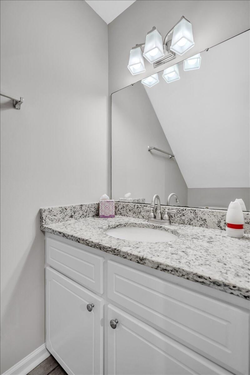 4054 Cedars Parkway Photo 12