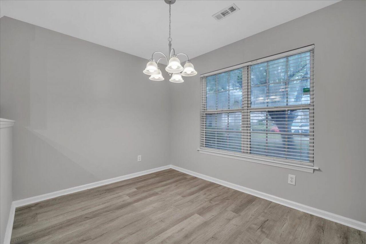 4054 Cedars Parkway Photo 3