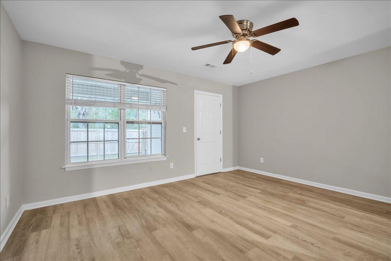 4054 Cedars Parkway Photo 8