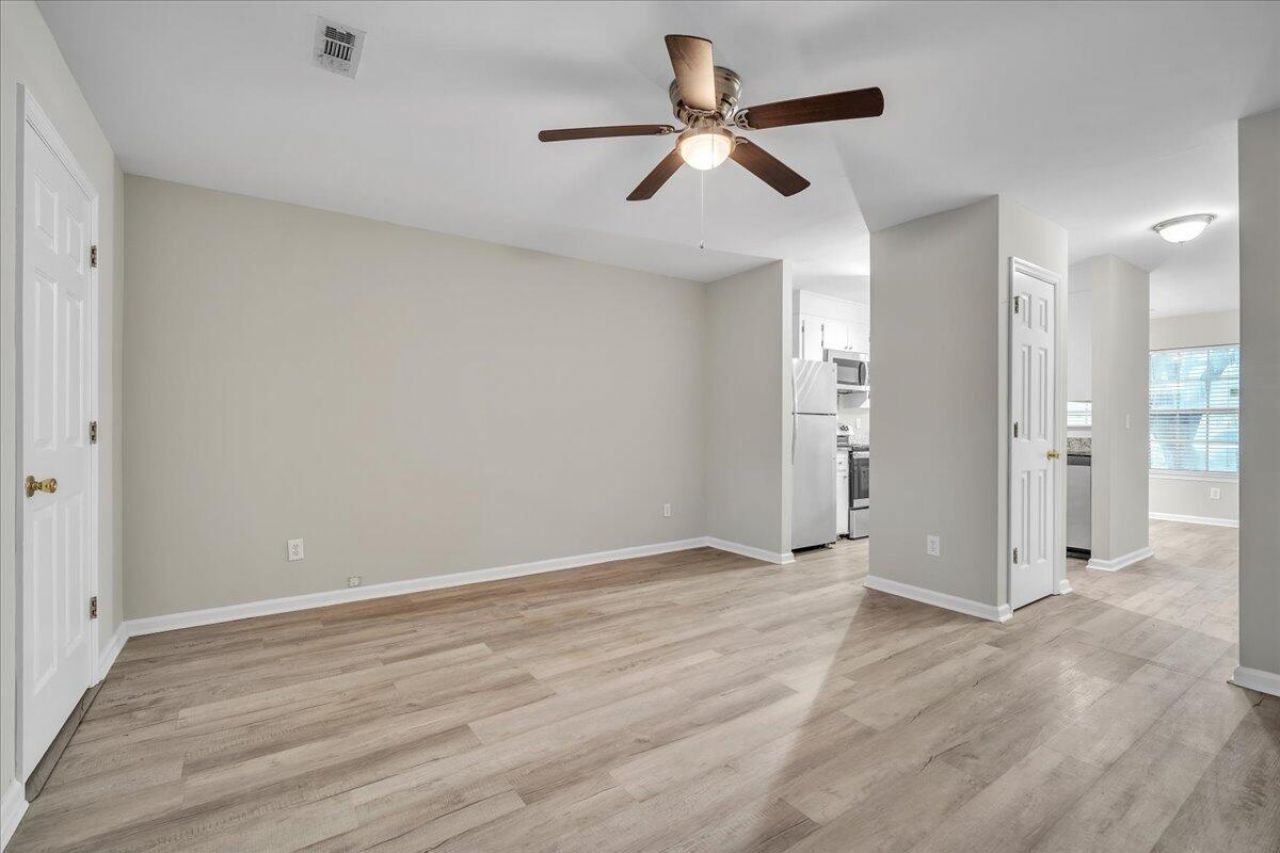 4054 Cedars Parkway Photo 9