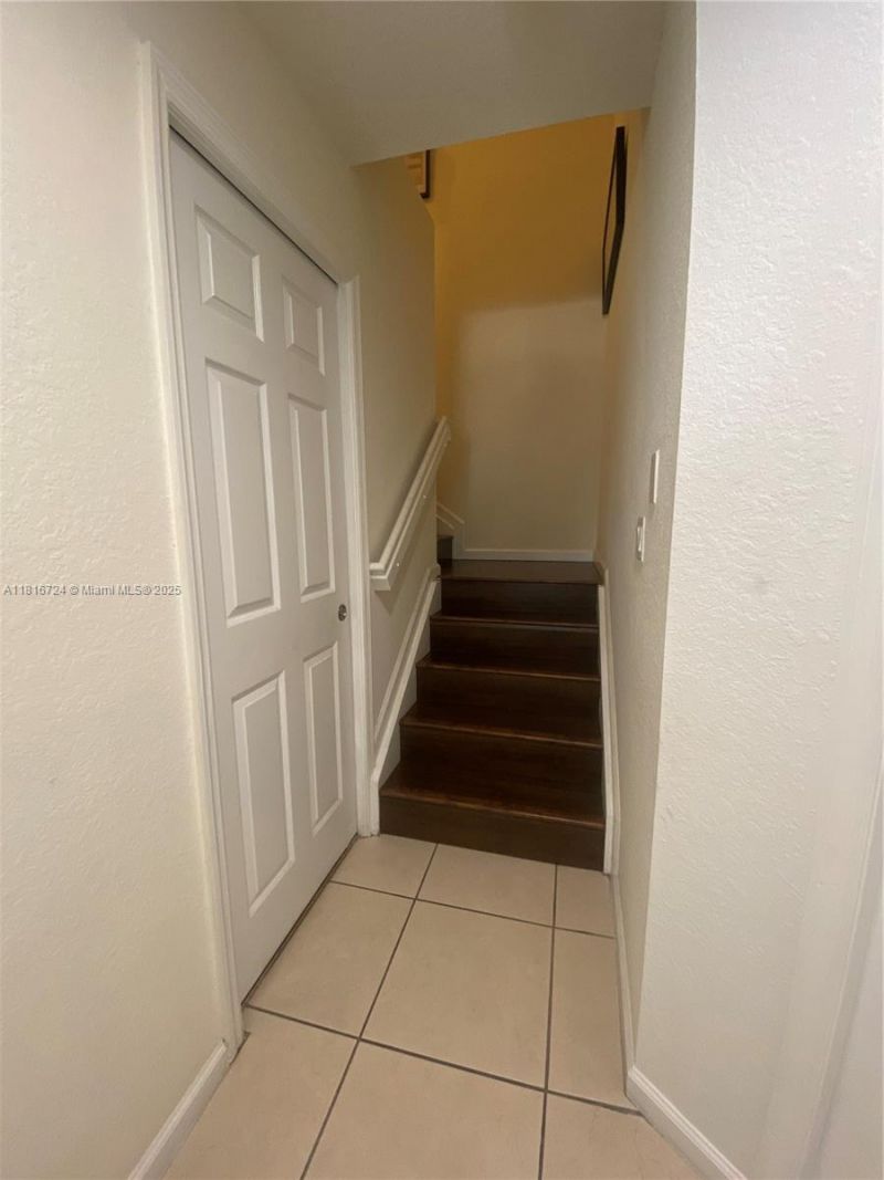 11603 NW 89th St, Unit 214, Doral, FL 33178 Photo