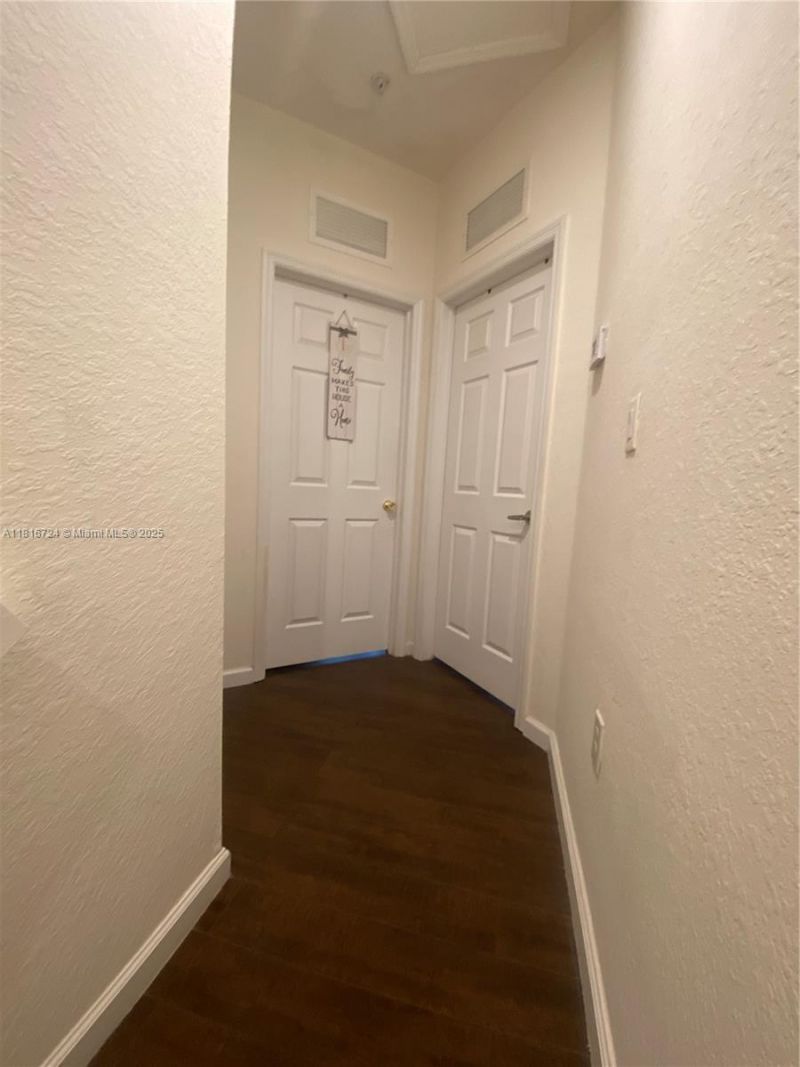 11603 NW 89th St, Unit 214, Doral, FL 33178 Photo