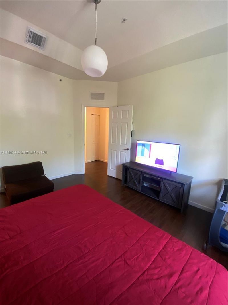 11603 NW 89th St, Unit 214, Doral, FL 33178 Photo