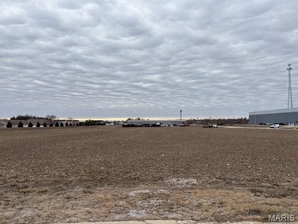 13964 Best One Drive, Breese, IL 62230