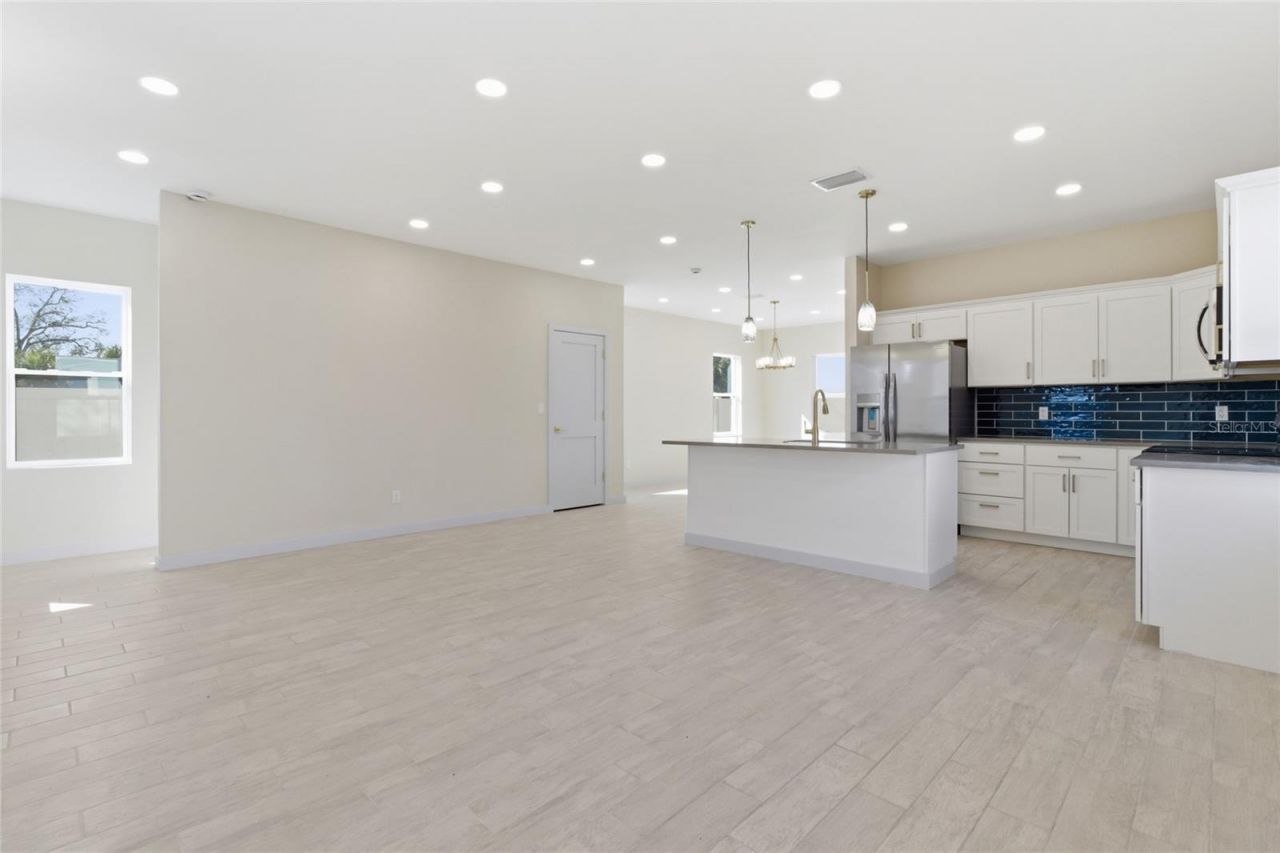 4759 11th Avenue S, Saint Petersburg, FL 33711 Photo