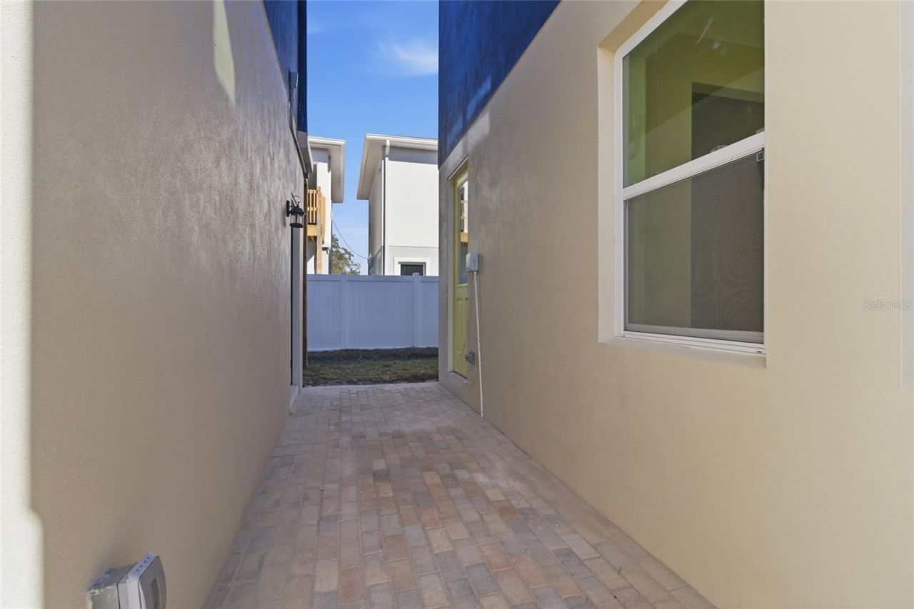 4759 11th Avenue S, Saint Petersburg, FL 33711 Photo