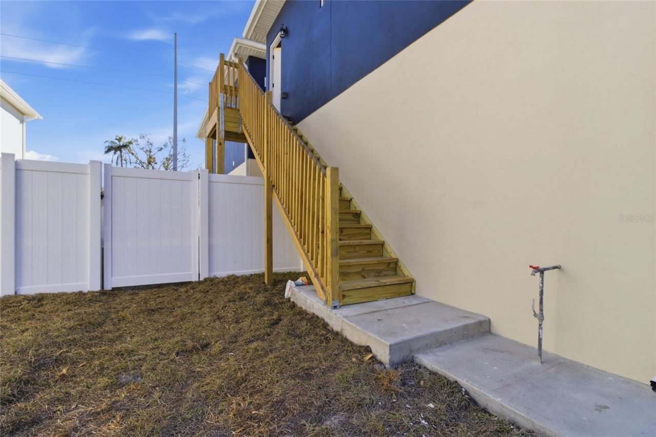 4759 11th Avenue S, Saint Petersburg, FL 33711 Photo