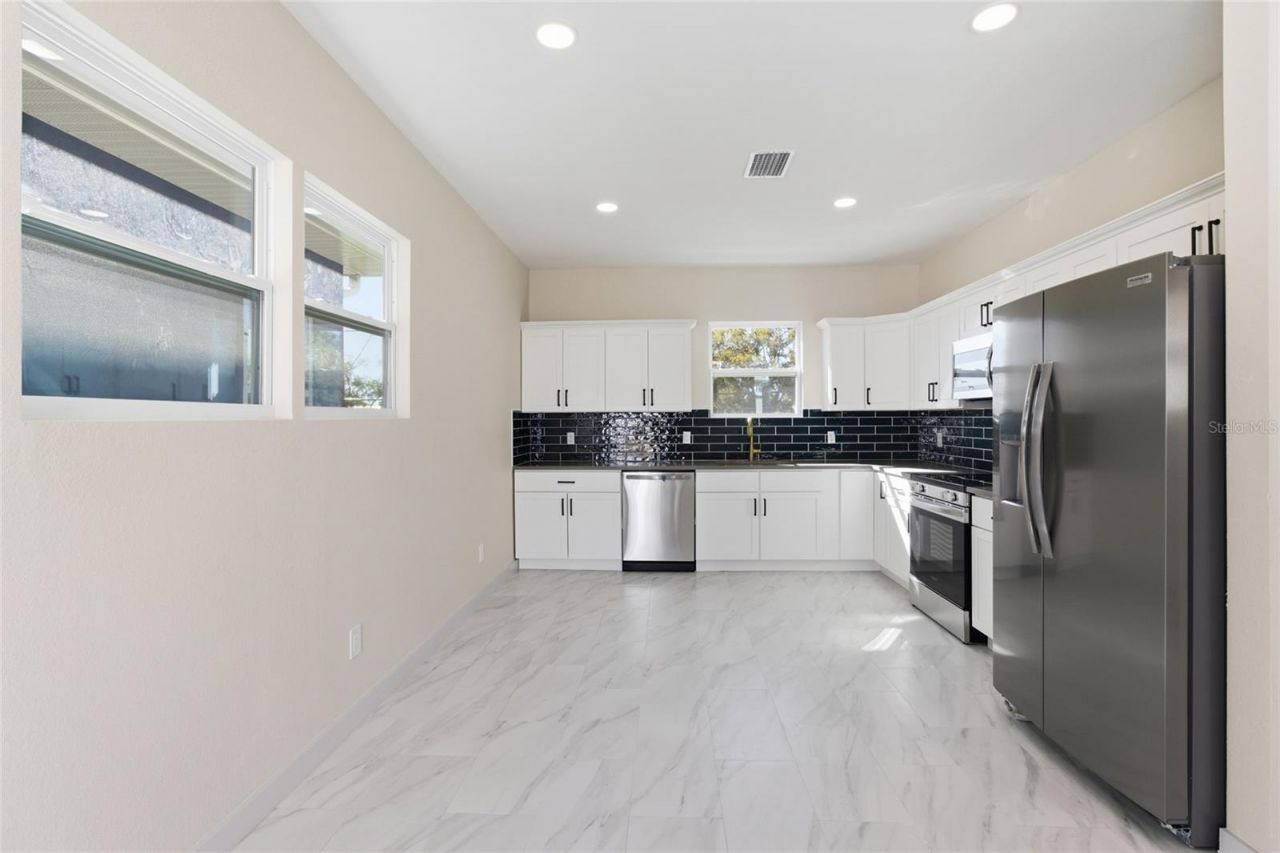 4759 11th Avenue S, Saint Petersburg, FL 33711 Photo