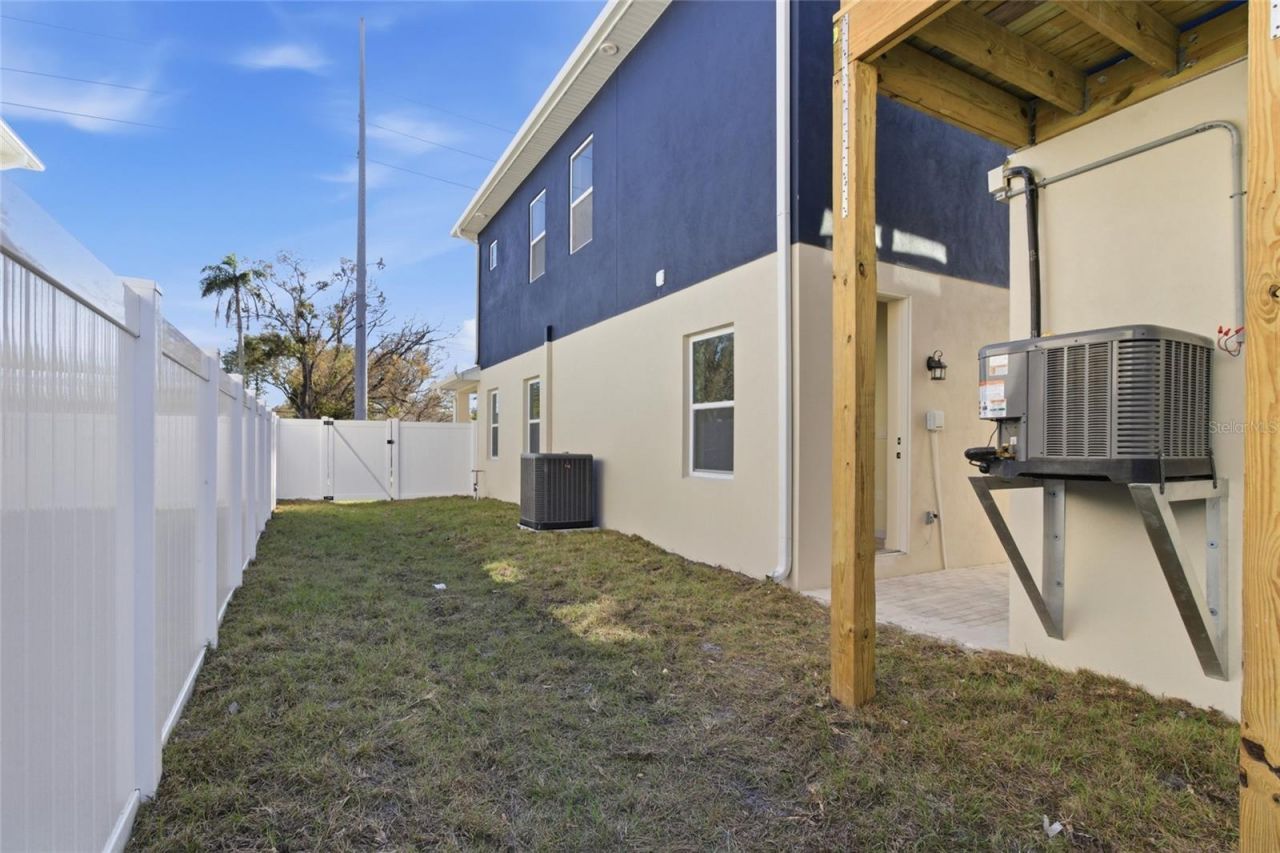 4759 11th Avenue S, Saint Petersburg, FL 33711 Photo