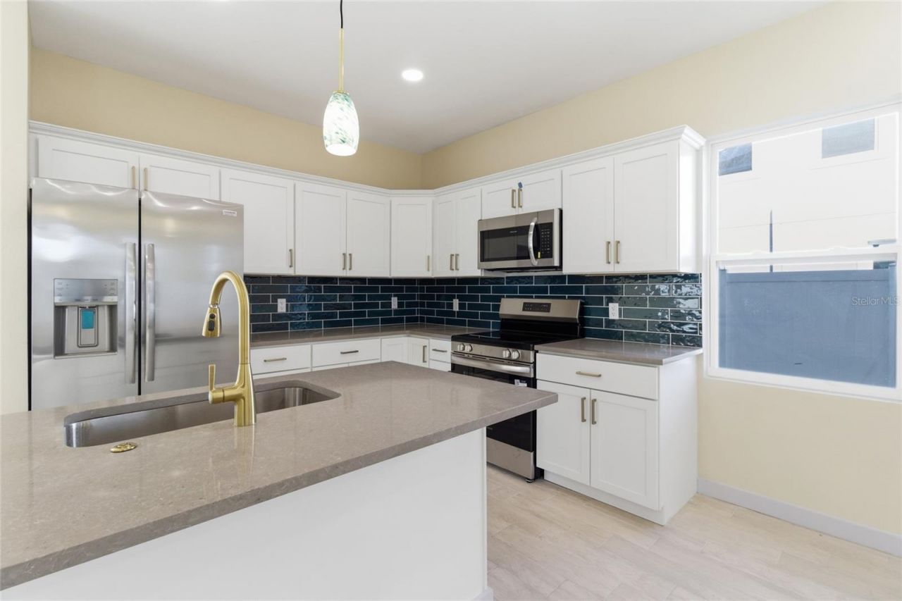 4759 11th Avenue S, Saint Petersburg, FL 33711 Photo