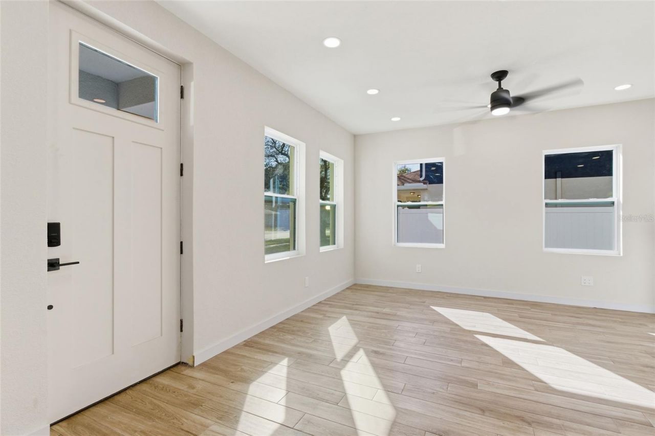 4755 11th Avenue S, Saint Petersburg, FL 33711 Photo