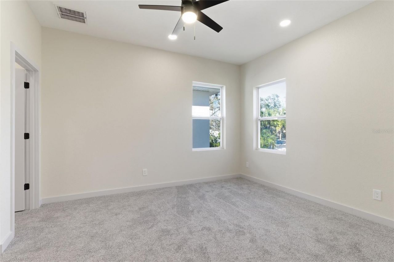 4755 11th Avenue S, Saint Petersburg, FL 33711 Photo