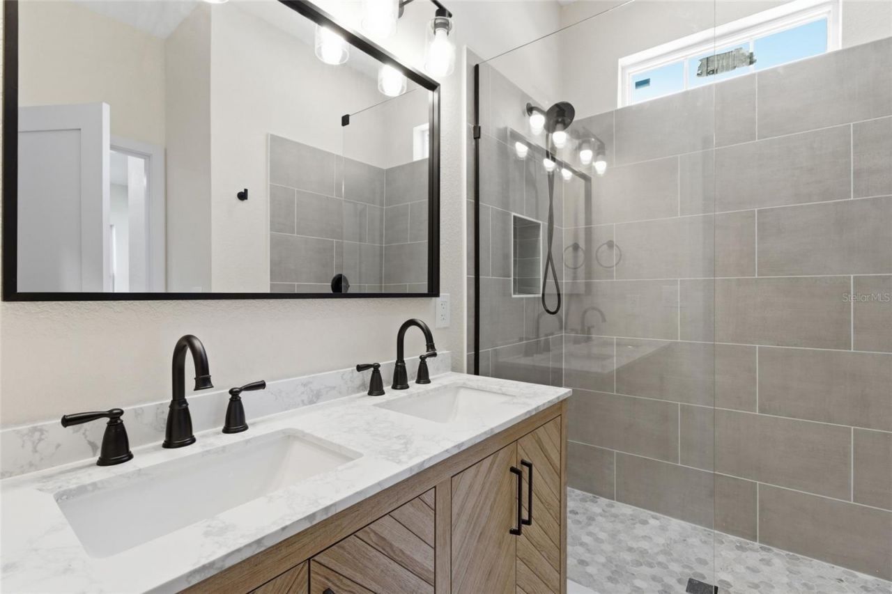 4755 11th Avenue S, Saint Petersburg, FL 33711 Photo