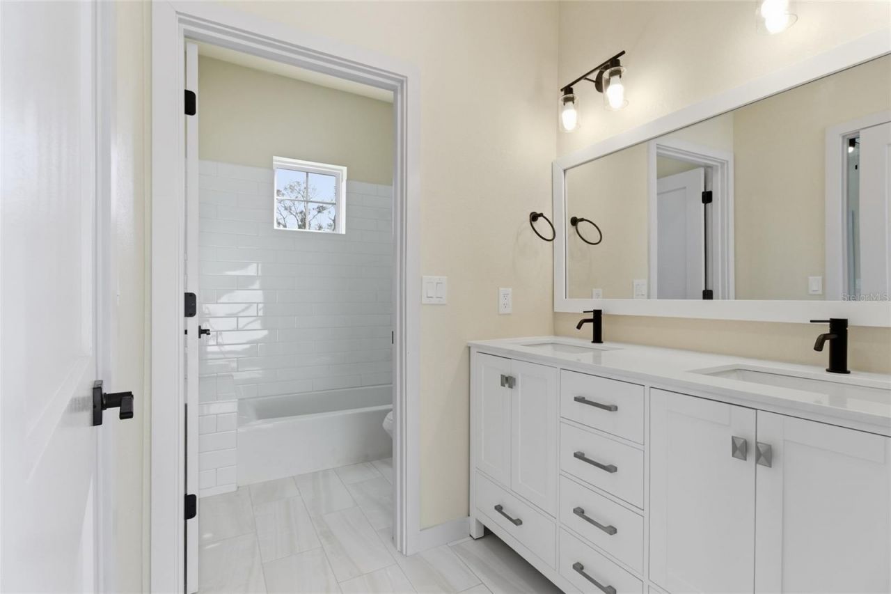 4755 11th Avenue S, Saint Petersburg, FL 33711 Photo