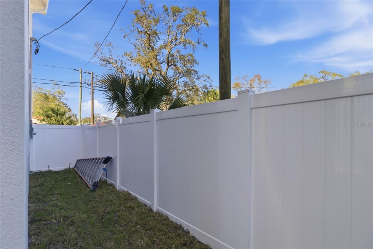 4755 11th Avenue S, Saint Petersburg, FL 33711 Photo