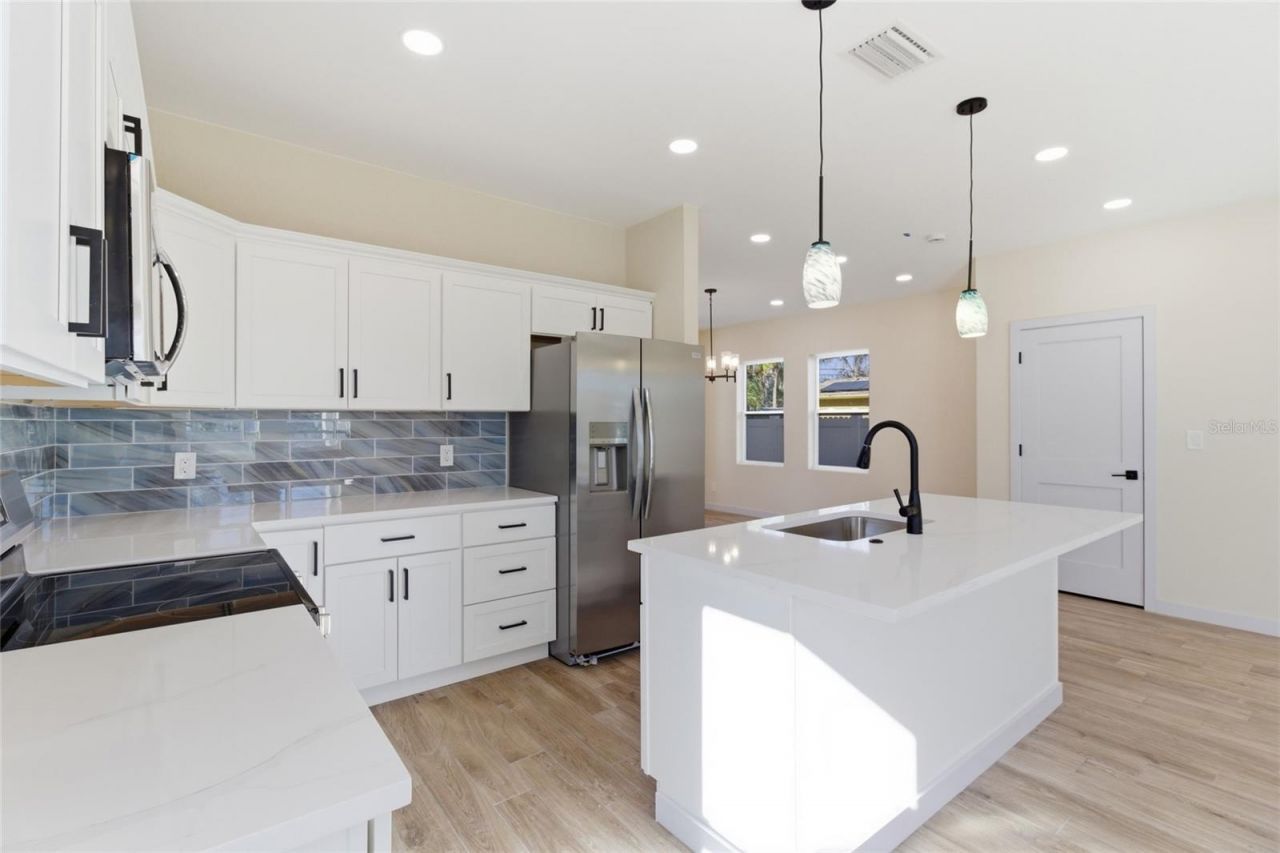 4755 11th Avenue S, Saint Petersburg, FL 33711 Photo