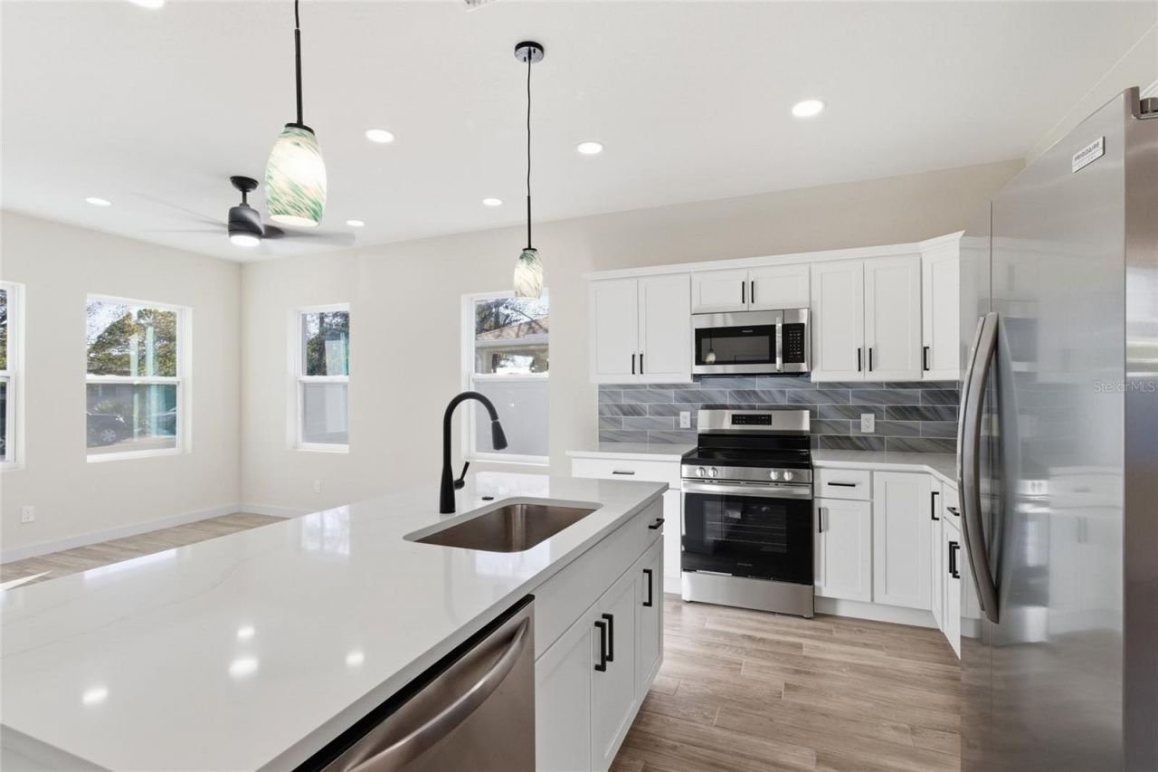 4755 11th Avenue S, Saint Petersburg, FL 33711 Photo