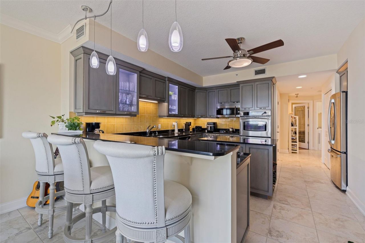 1 Beach Drive Se, Unit 2011, Saint Petersburg, FL 33701 Photo