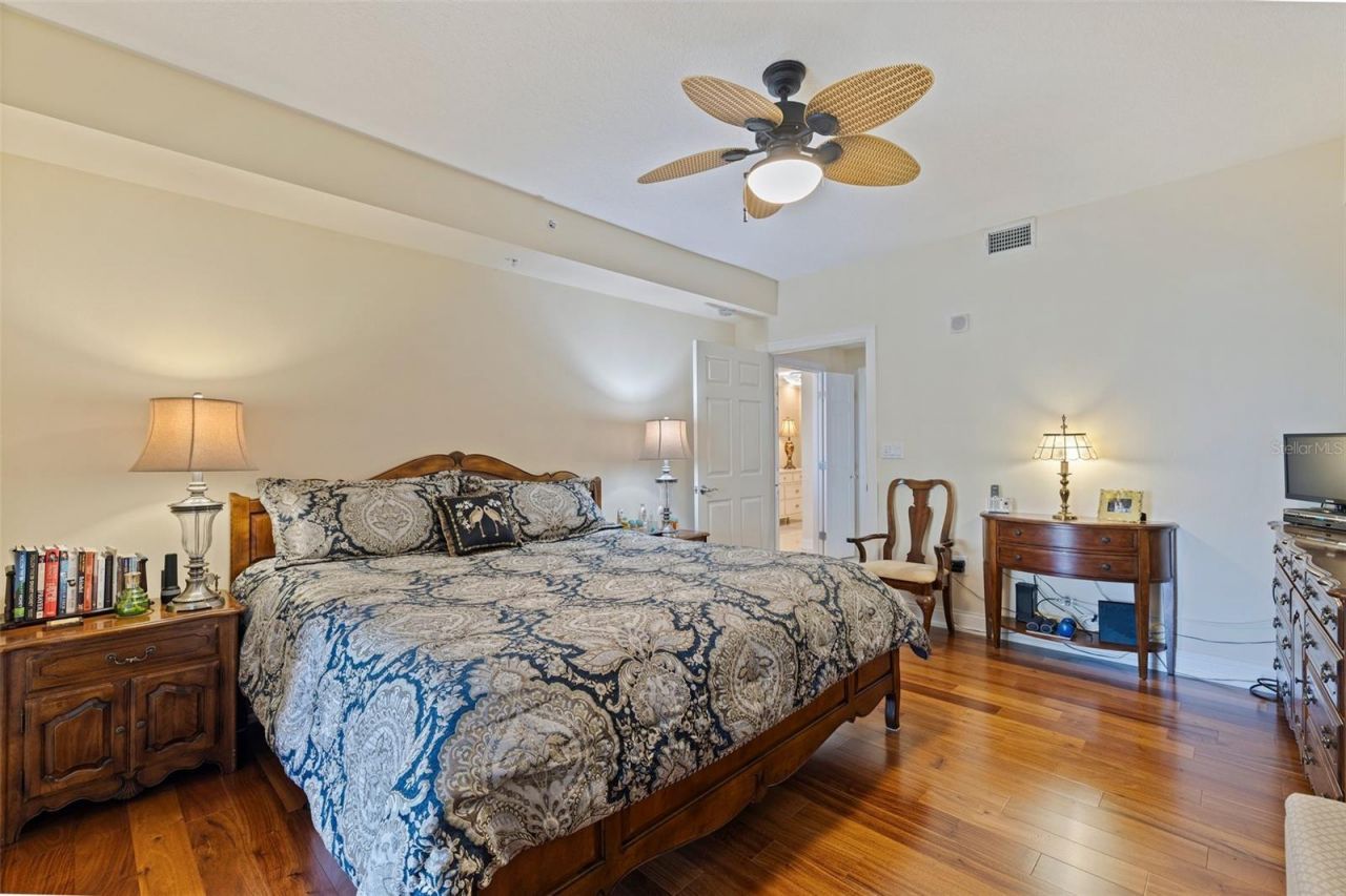 1 Beach Drive Se, Unit 2011, Saint Petersburg, FL 33701 Photo