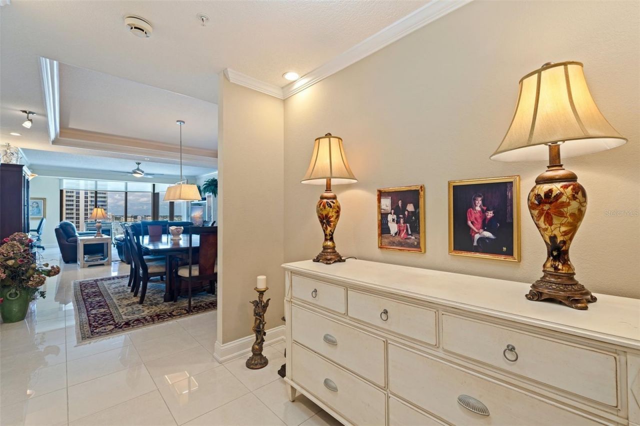 1 Beach Drive Se, Unit 2011, Saint Petersburg, FL 33701 Photo