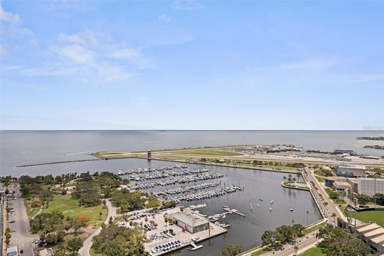 1 Beach Drive Se, Unit 2011, Saint Petersburg, FL 33701 Photo