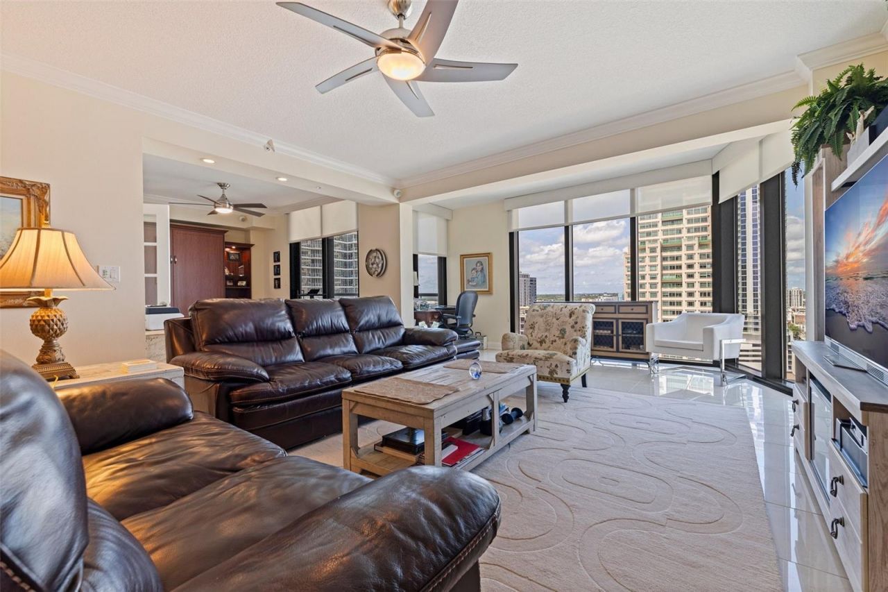 1 Beach Drive Se, Unit 2011, Saint Petersburg, FL 33701 Photo