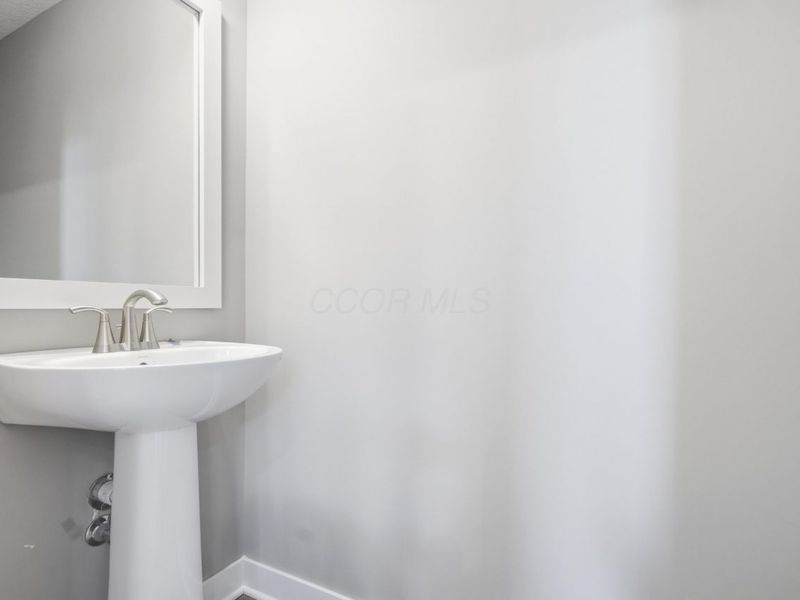 234 Silver Pine Lane, Lewis Center, OH 43035 Photo 18