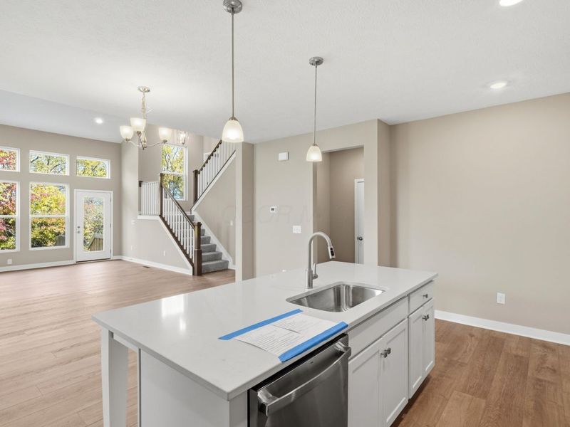 234 Silver Pine Lane, Lewis Center, OH 43035 Photo 9