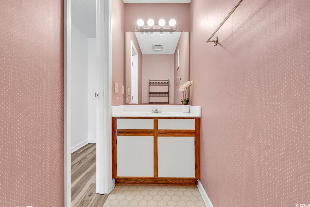 3700 Golf Colony Lane Photo 7