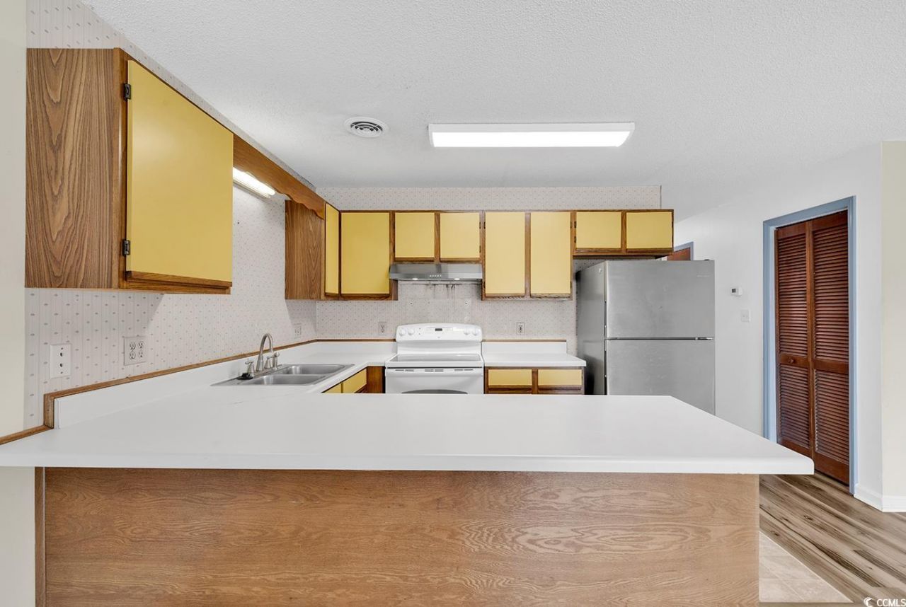 3700 Golf Colony Lane Photo 9