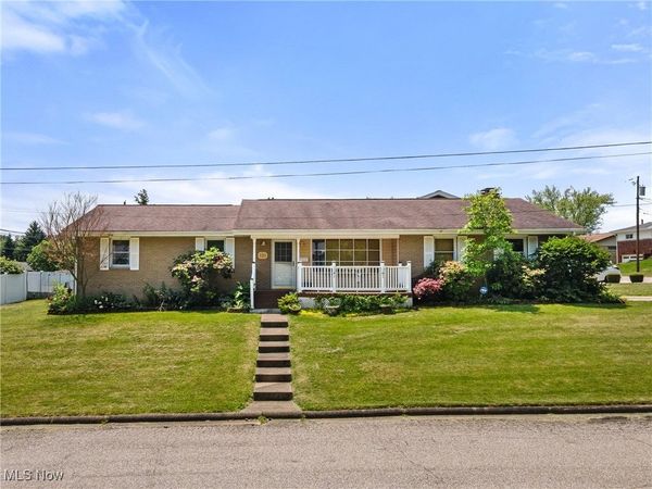 131 Crisswill Drive, St Clairsville, OH 43950