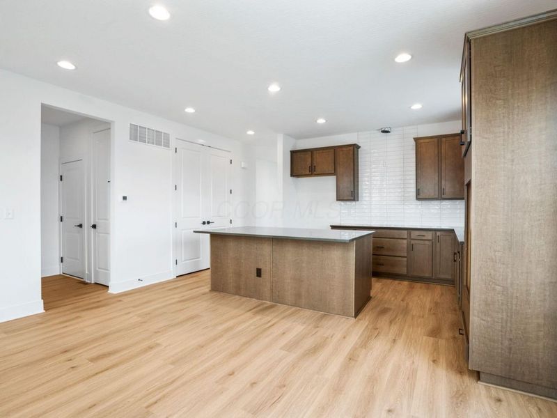 7162 Drummore Court, Dublin, OH 43016 Photo 11