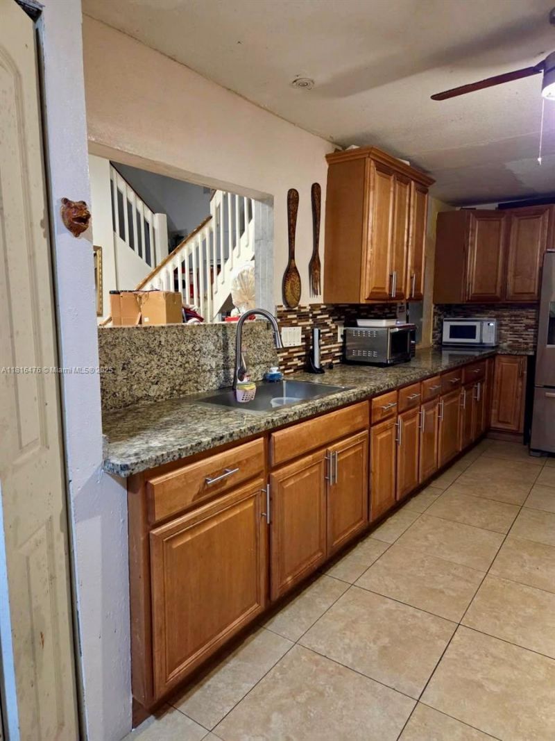 4441 NW 36th Ct, Lauderdale Lakes, FL 33319 Photo