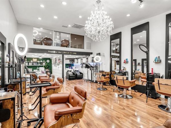 1913 Ponce De Leon Blvd, Coral Gables, FL 33134