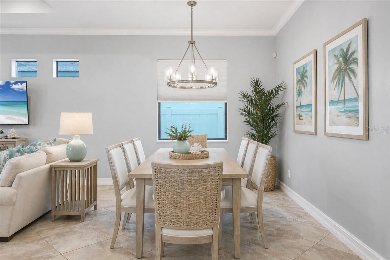 6636 35th Court E, Sarasota, FL 34243 Photo