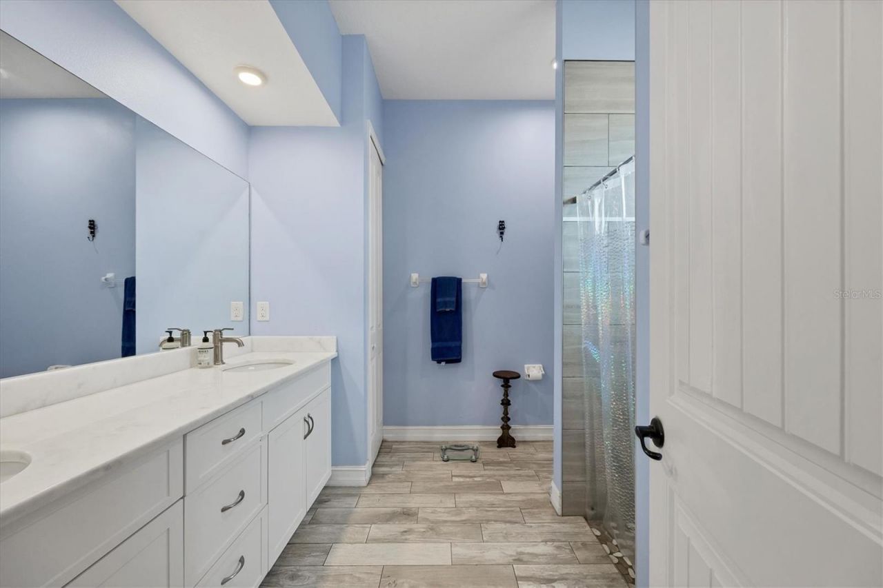 6636 35th Court E, Sarasota, FL 34243 Photo