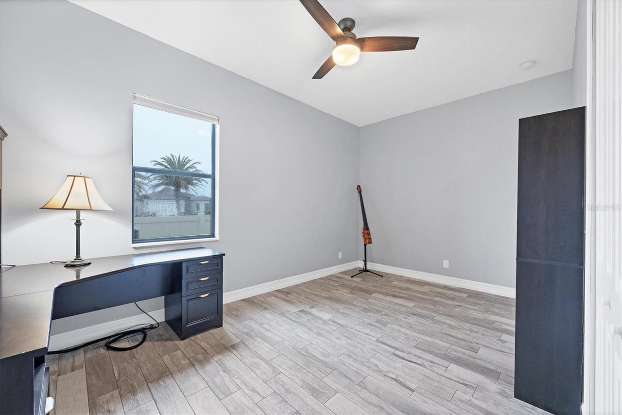 6636 35th Court E, Sarasota, FL 34243 Photo