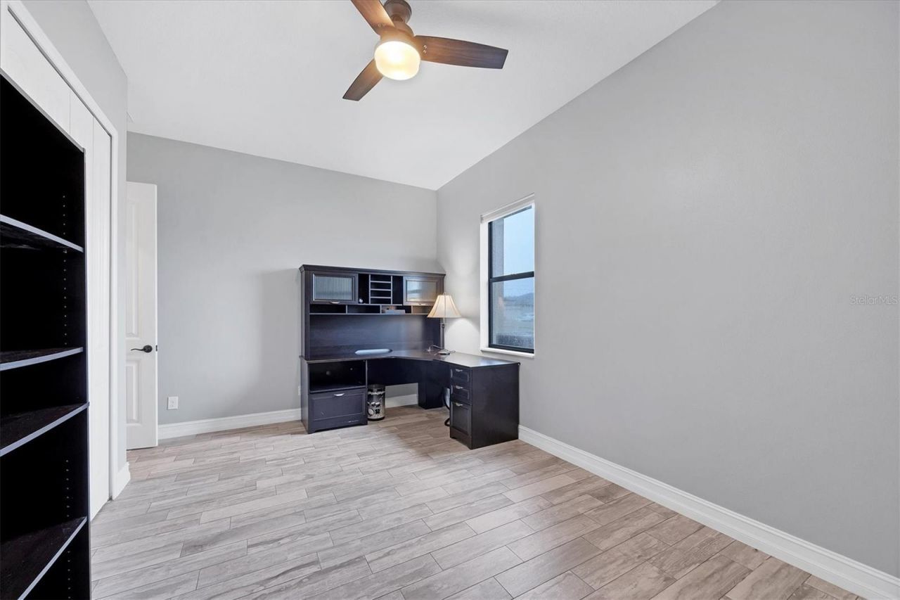 6636 35th Court E, Sarasota, FL 34243 Photo