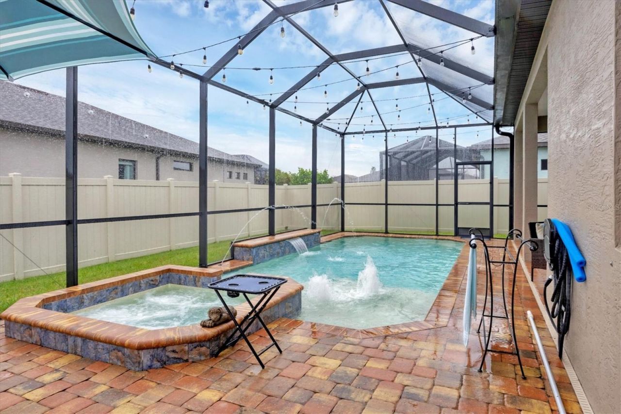 6636 35th Court E, Sarasota, FL 34243 Photo